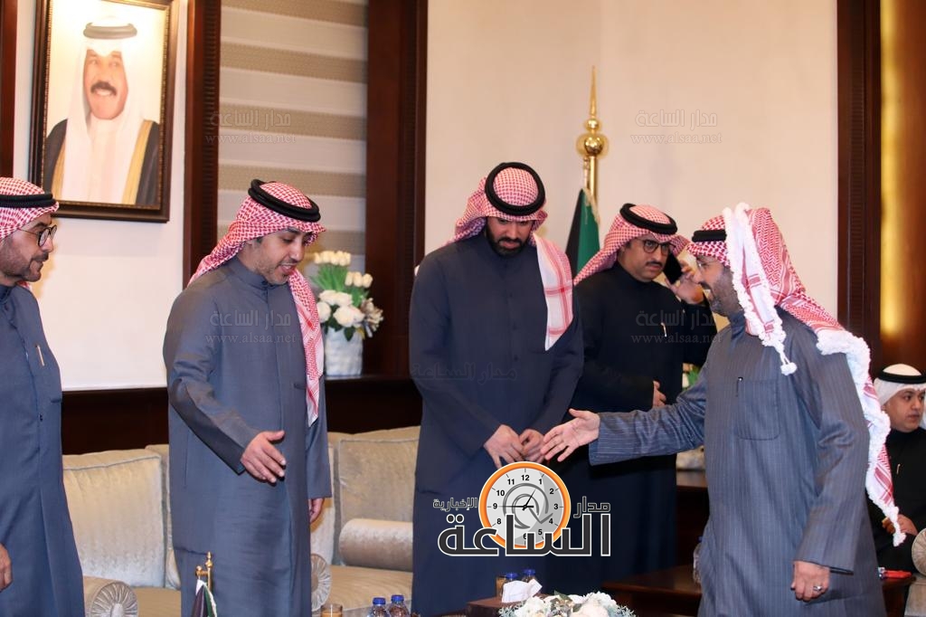 Madar Al-Saa Images 0.02351972397707547