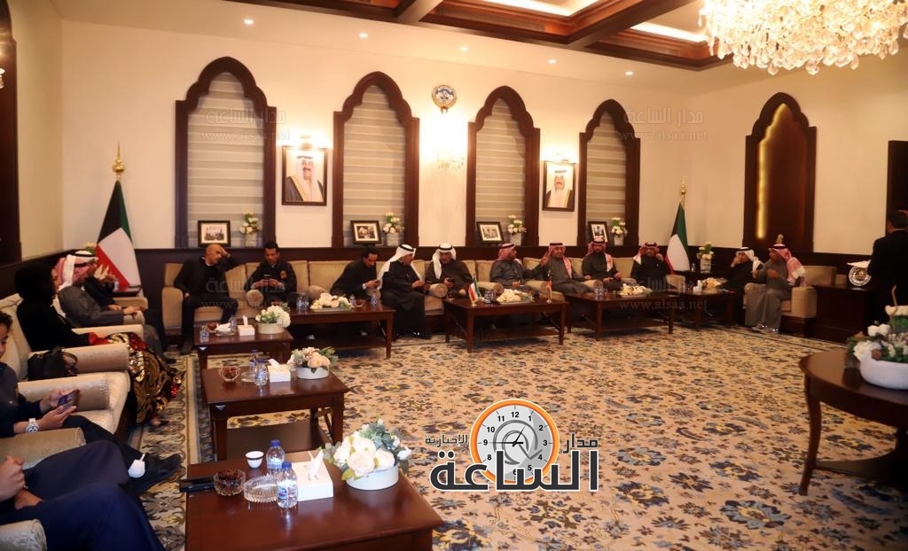 Madar Al-Saa Images 0.005839345500021853