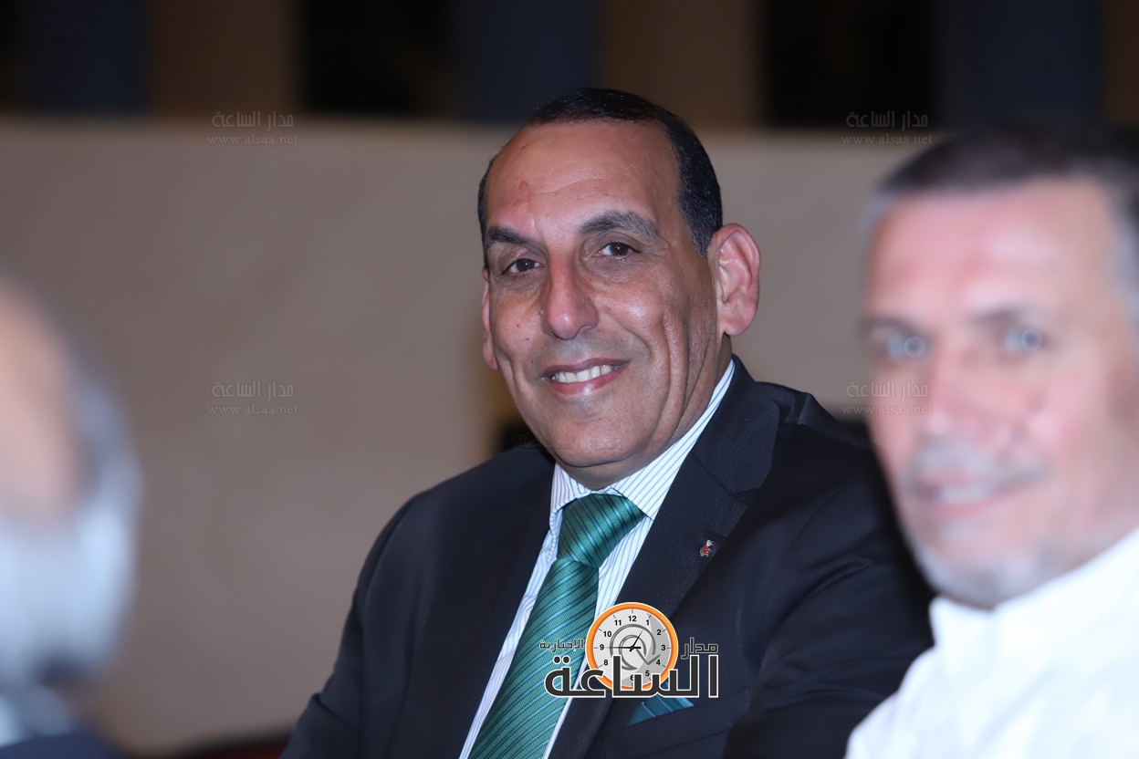 Madar Al-Saa Images 0.9675546355542195