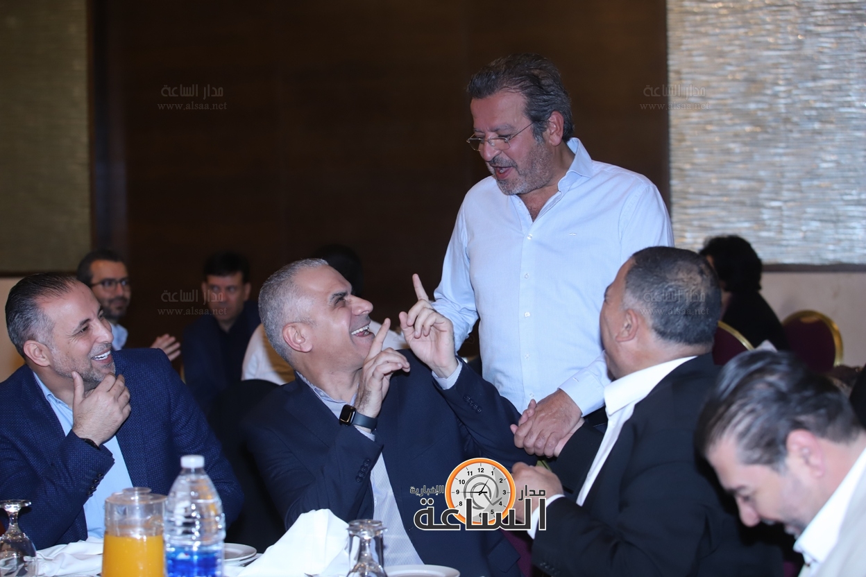 Madar Al-Saa Images 0.04114955778751628