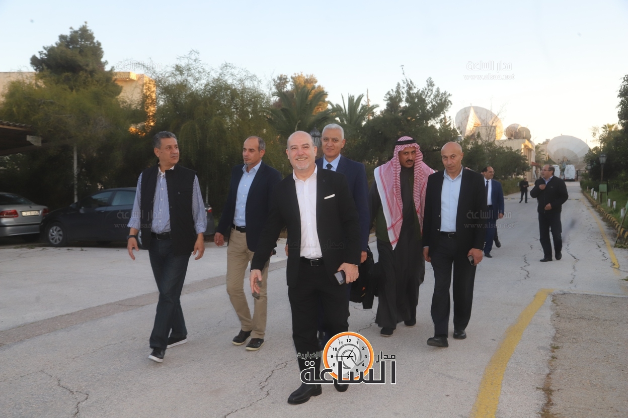 Madar Al-Saa Images 0.7369858481226271