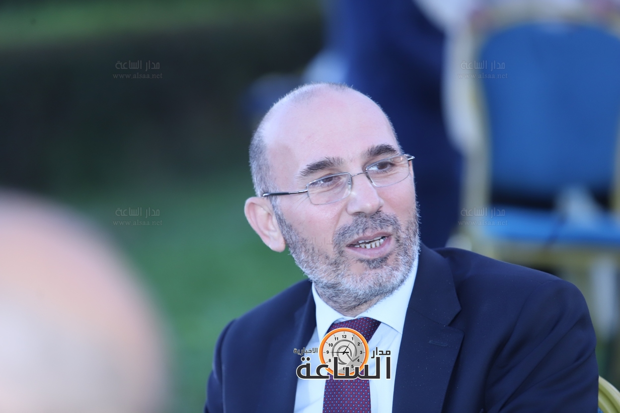 Madar Al-Saa Images 0.7565614635300535