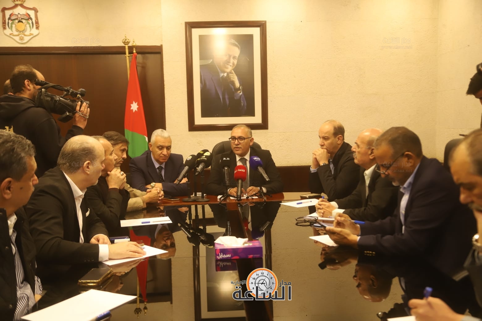 Madar Al-Saa Images 0.640352618135767