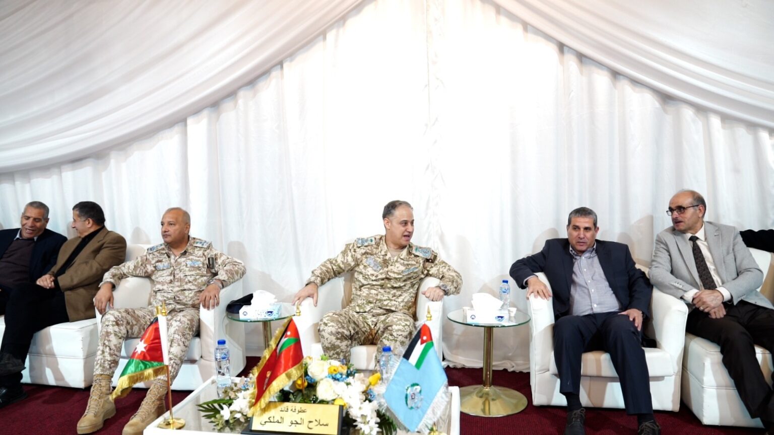 Madar Al-Saa Images 0.8175614866585319