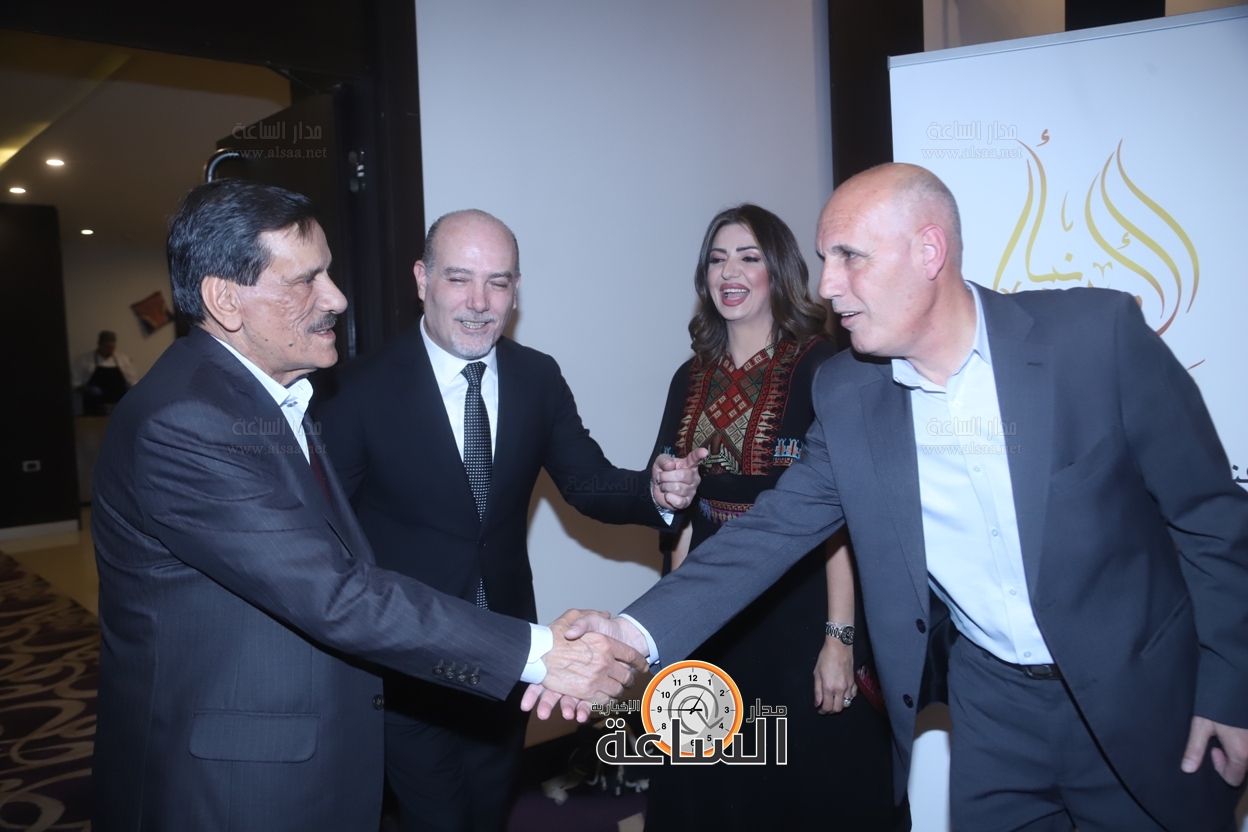 Madar Al-Saa Images 0.6818977758422193