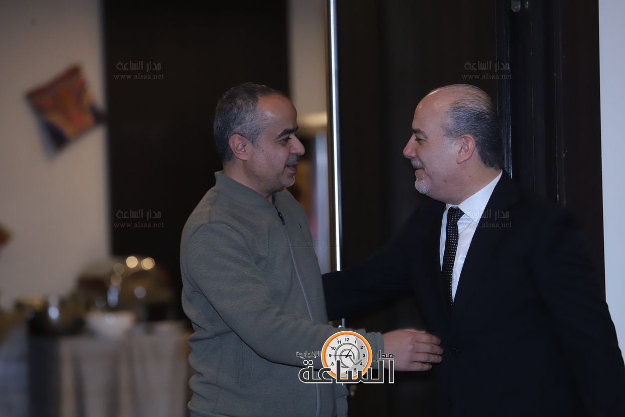 Madar Al-Saa Images 0.9252225184494816