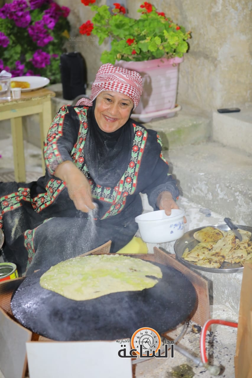 Madar Al-Saa Images 0.8663986292721944