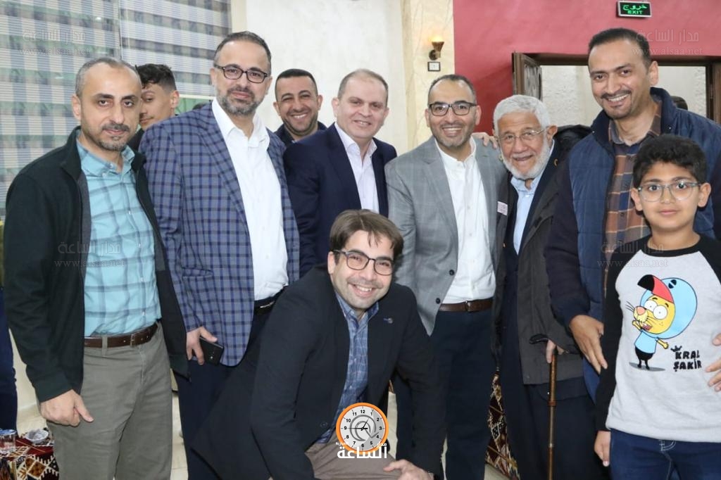 Madar Al-Saa Images 0.4230063333496781