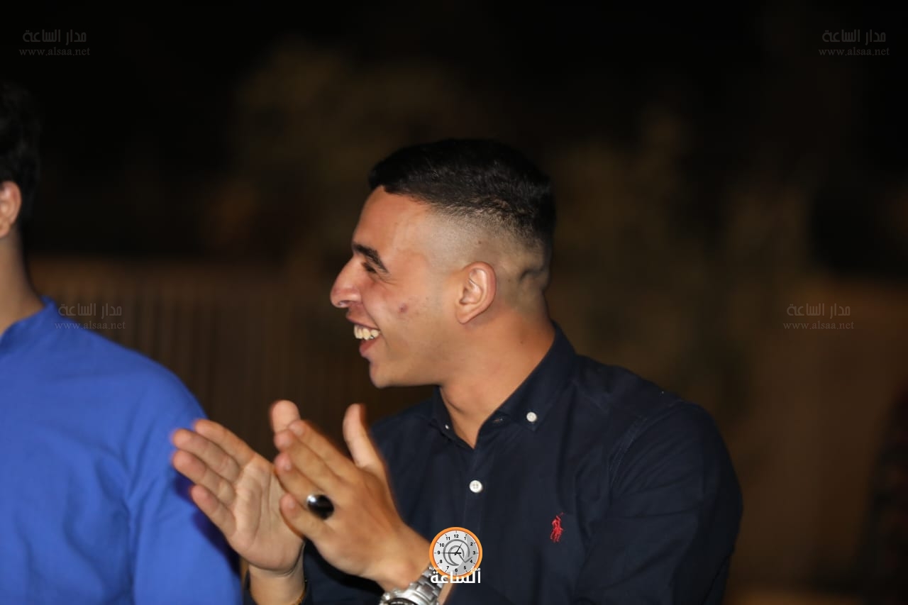 Madar Al-Saa Images 0.2554768667663876