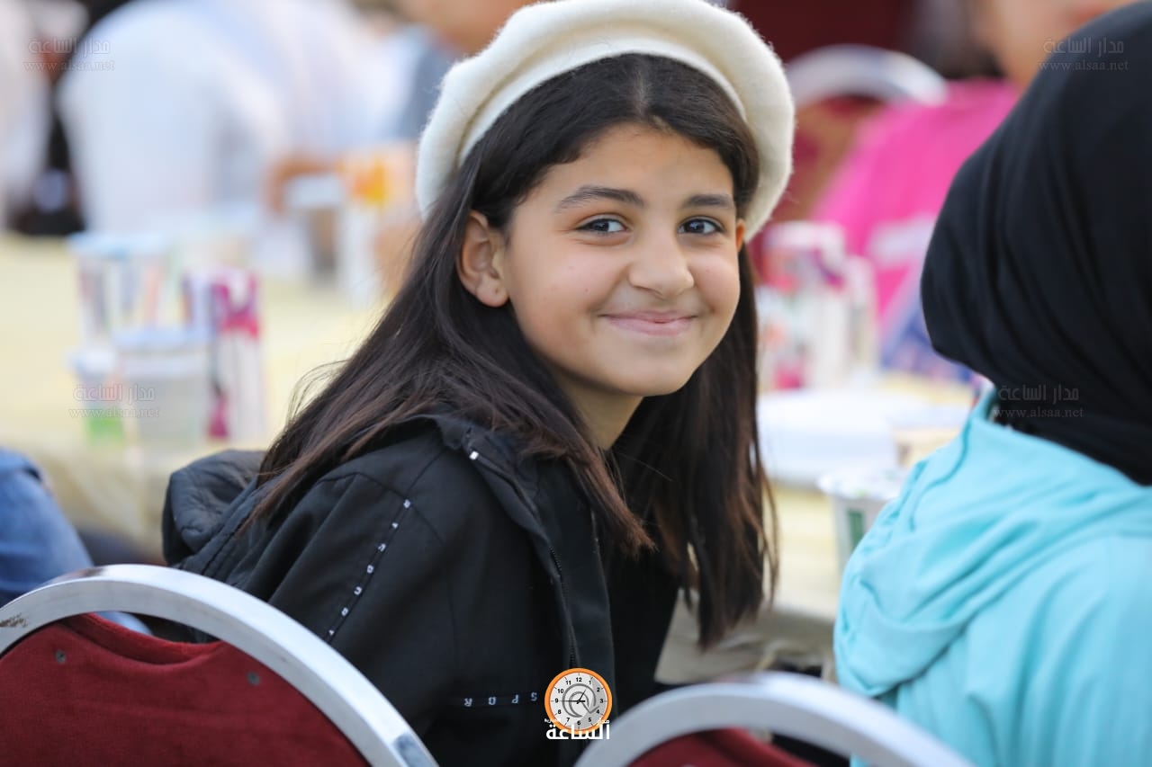 Madar Al-Saa Images 0.04147236934086074