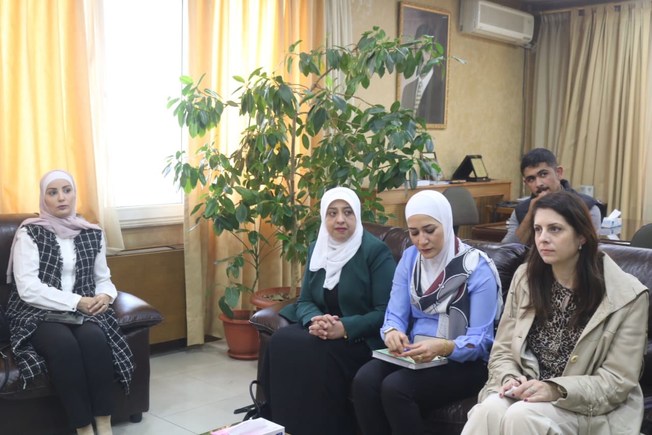 Madar Al-Saa Images 0.1346452293474636