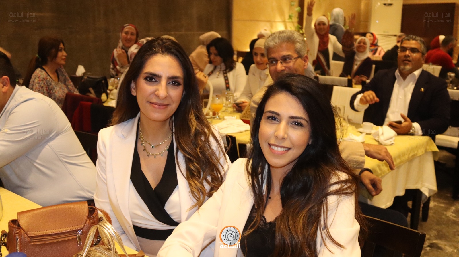 Madar Al-Saa Images 0.23720303182835423