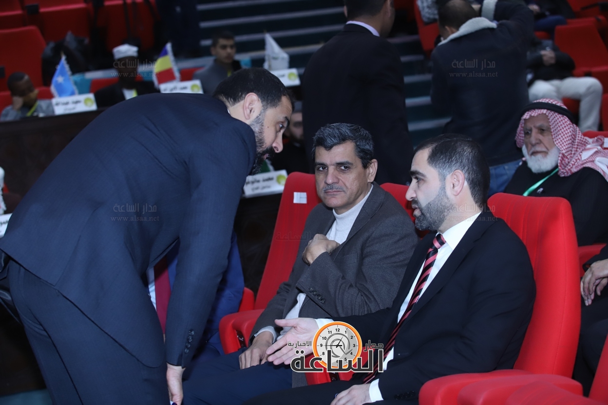 Madar Al-Saa Images 0.7094130727496211