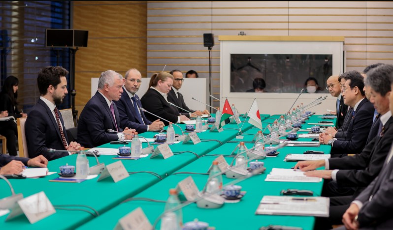 Madar Al-Saa Images 0.2704658973307006