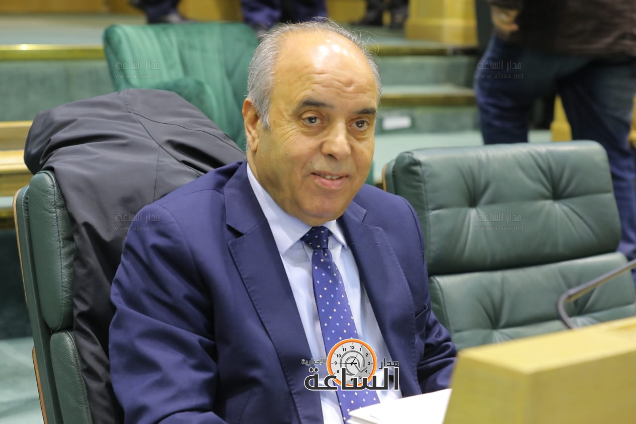 Madar Al-Saa Images 0.7724628375119722