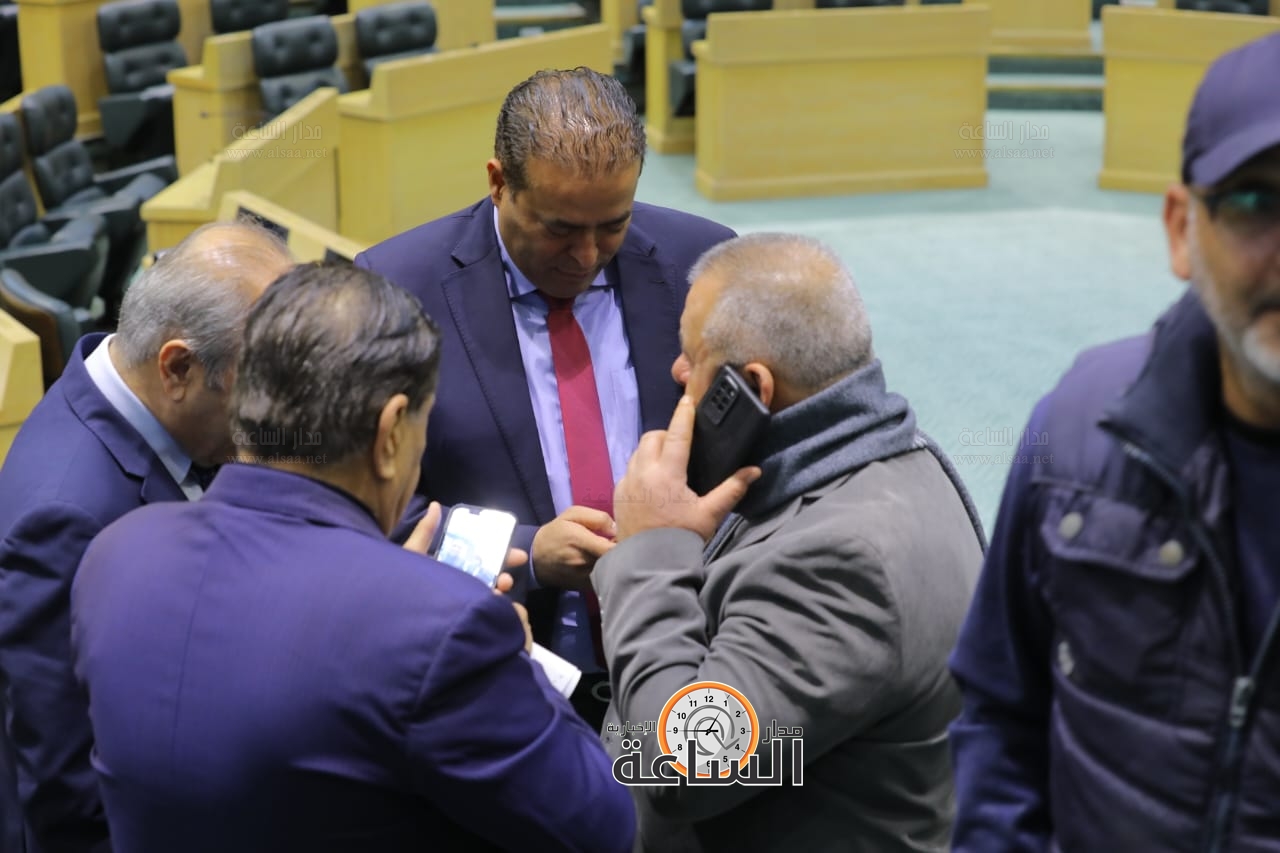 Madar Al-Saa Images 0.5815017794807851