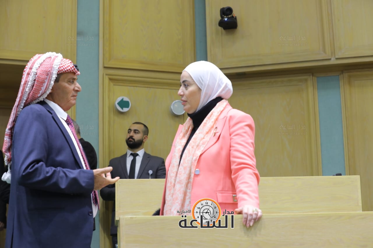 Madar Al-Saa Images 0.3129642114004403