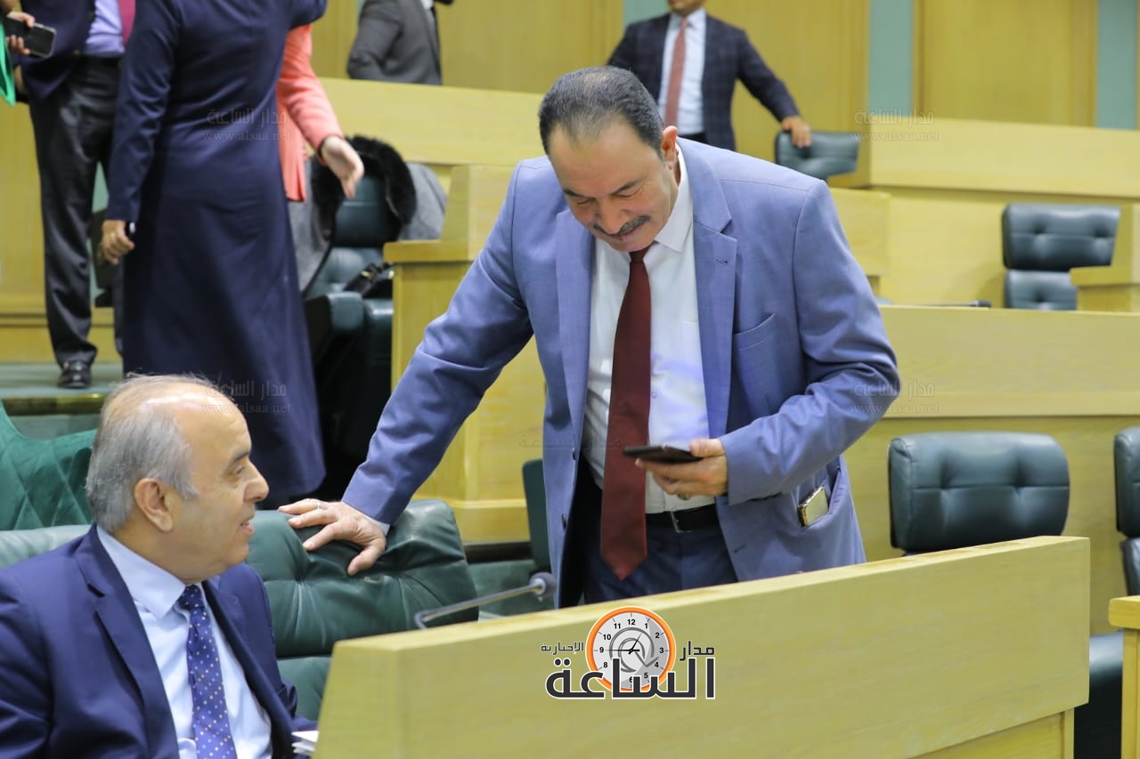 Madar Al-Saa Images 0.06314183389886052