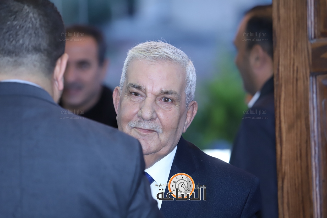 Madar Al-Saa Images 0.16368547150262647