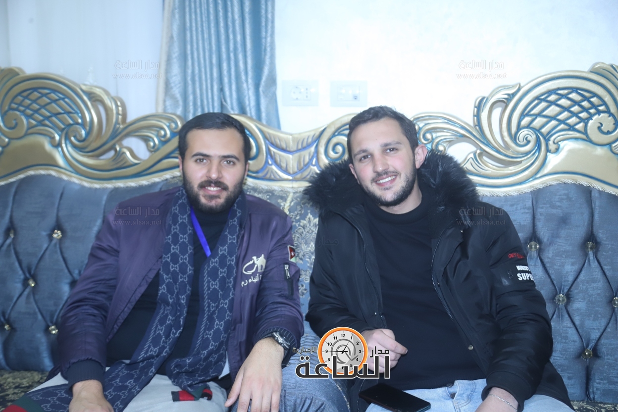 Madar Al-Saa Images 0.3982658908017451