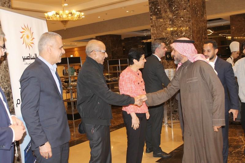 Madar Al-Saa Images 0.7496403713596873