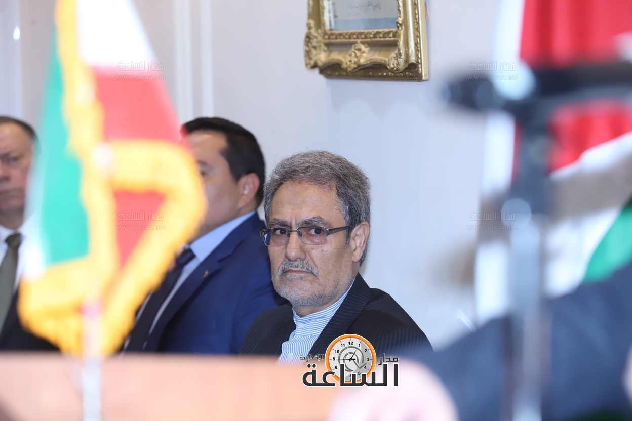 Madar Al-Saa Images 0.6128350494255046