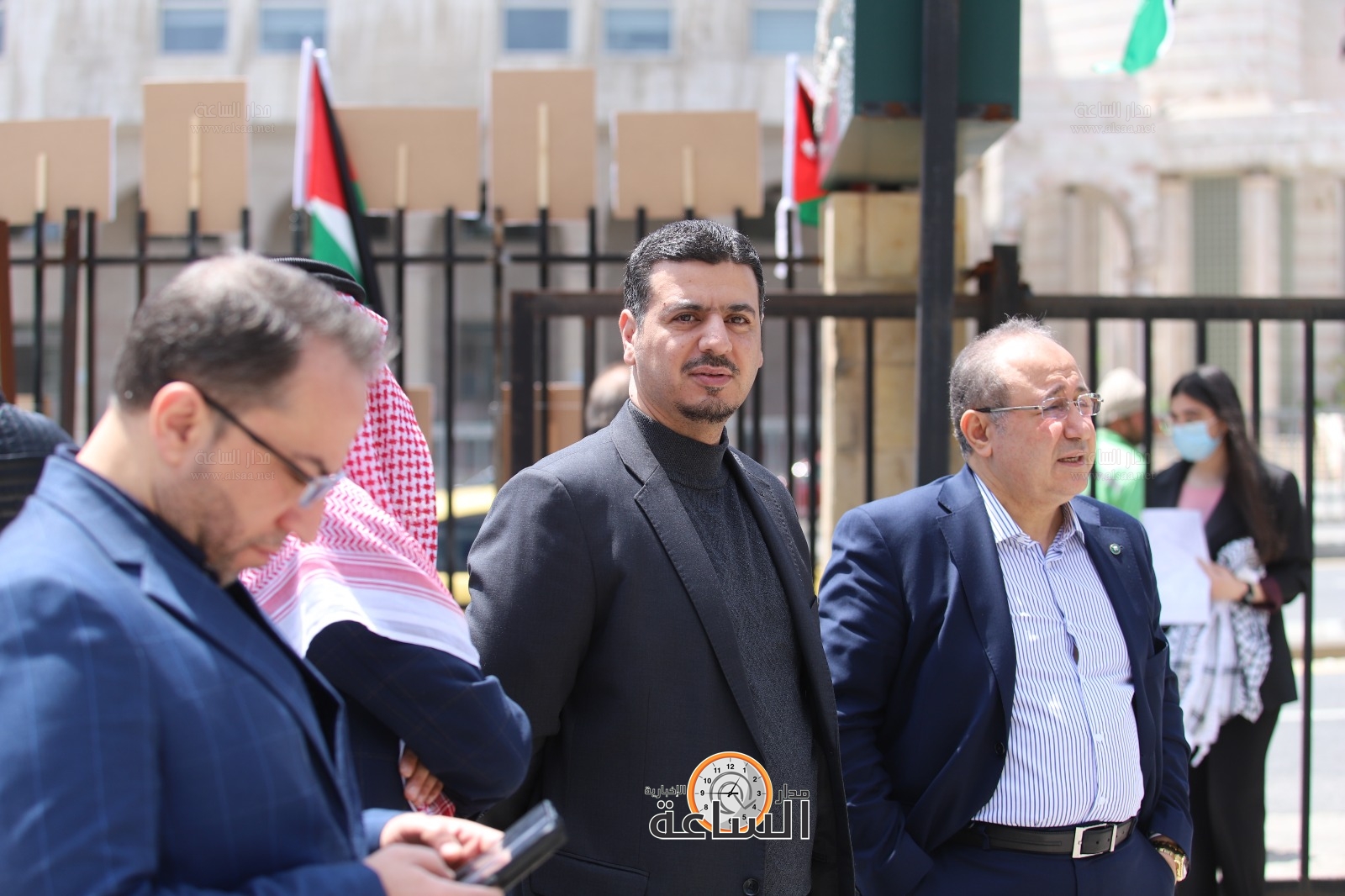 Madar Al-Saa Images 0.11116176843568326