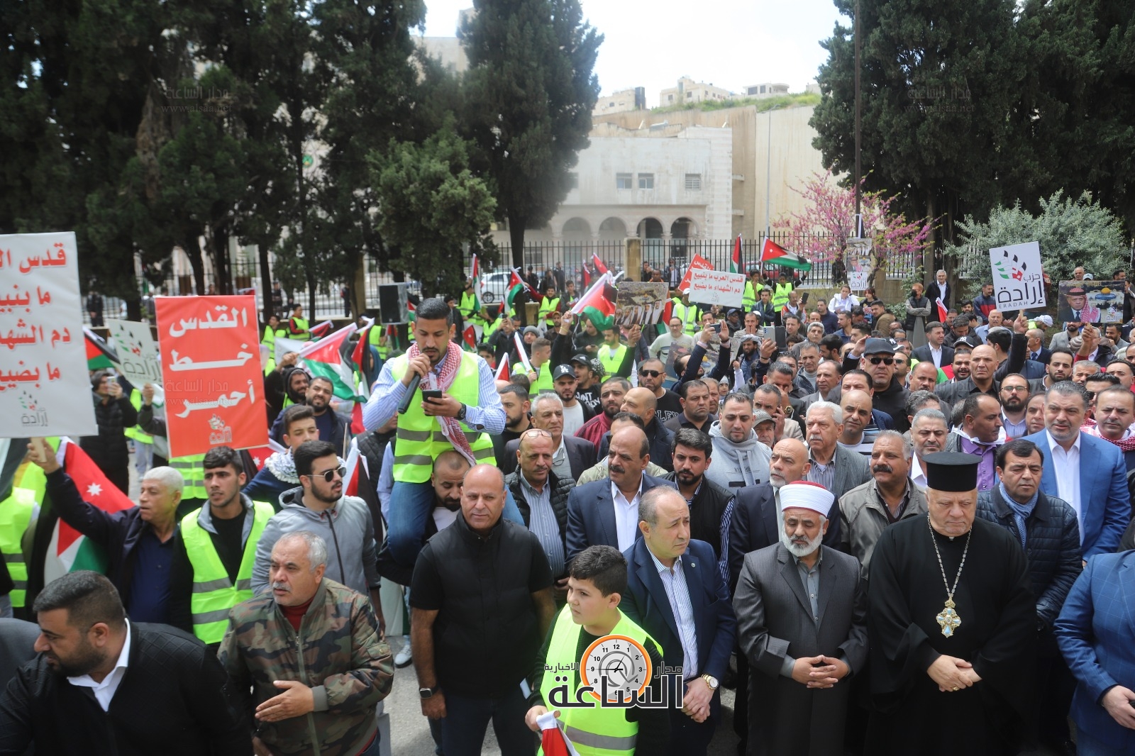 Madar Al-Saa Images 0.27904092770839983