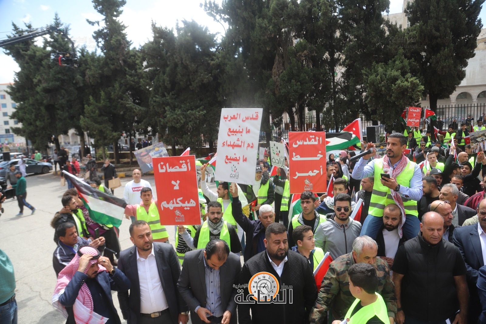 Madar Al-Saa Images 0.5274860006009853