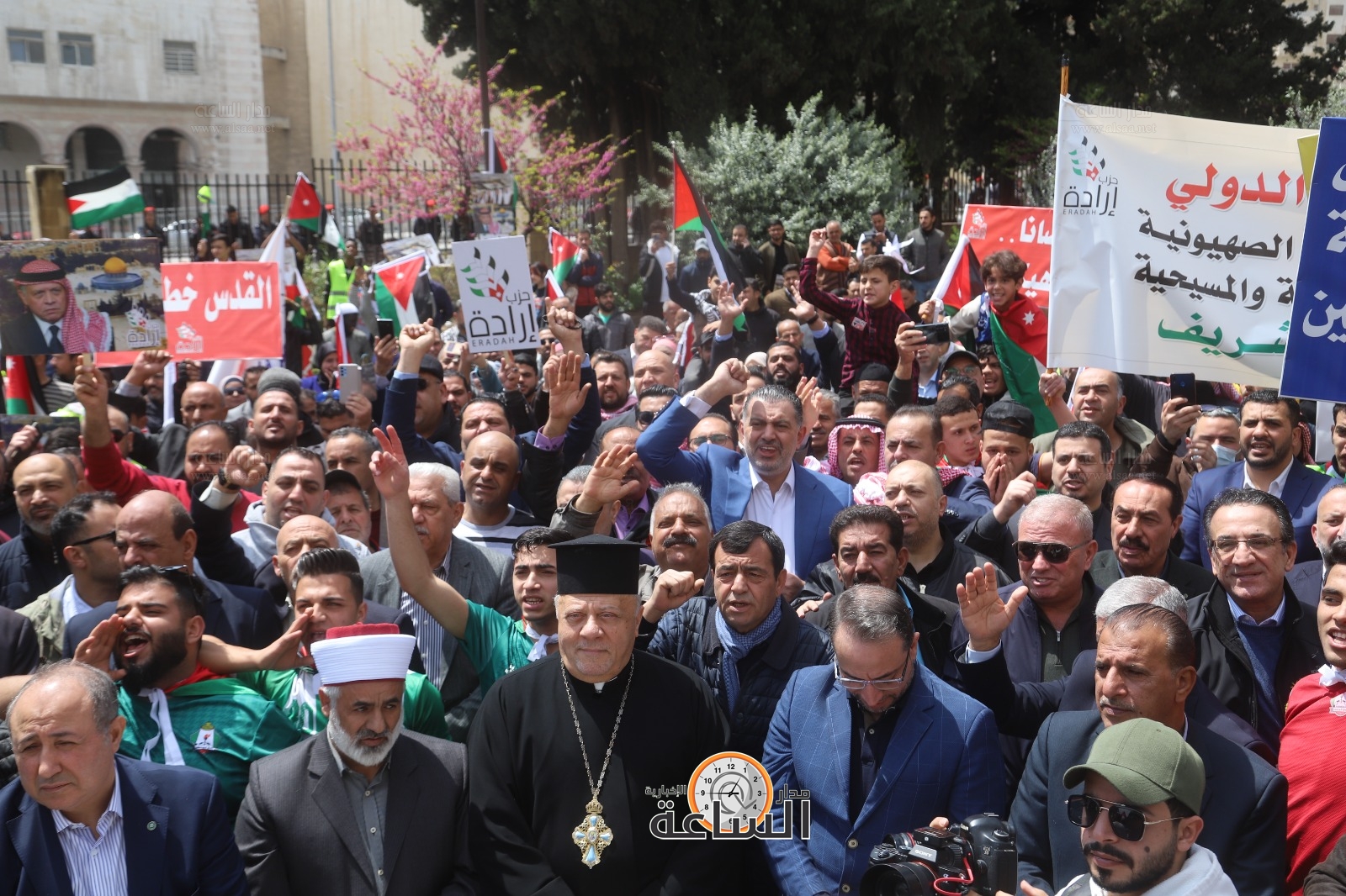 Madar Al-Saa Images 0.9199106771287807