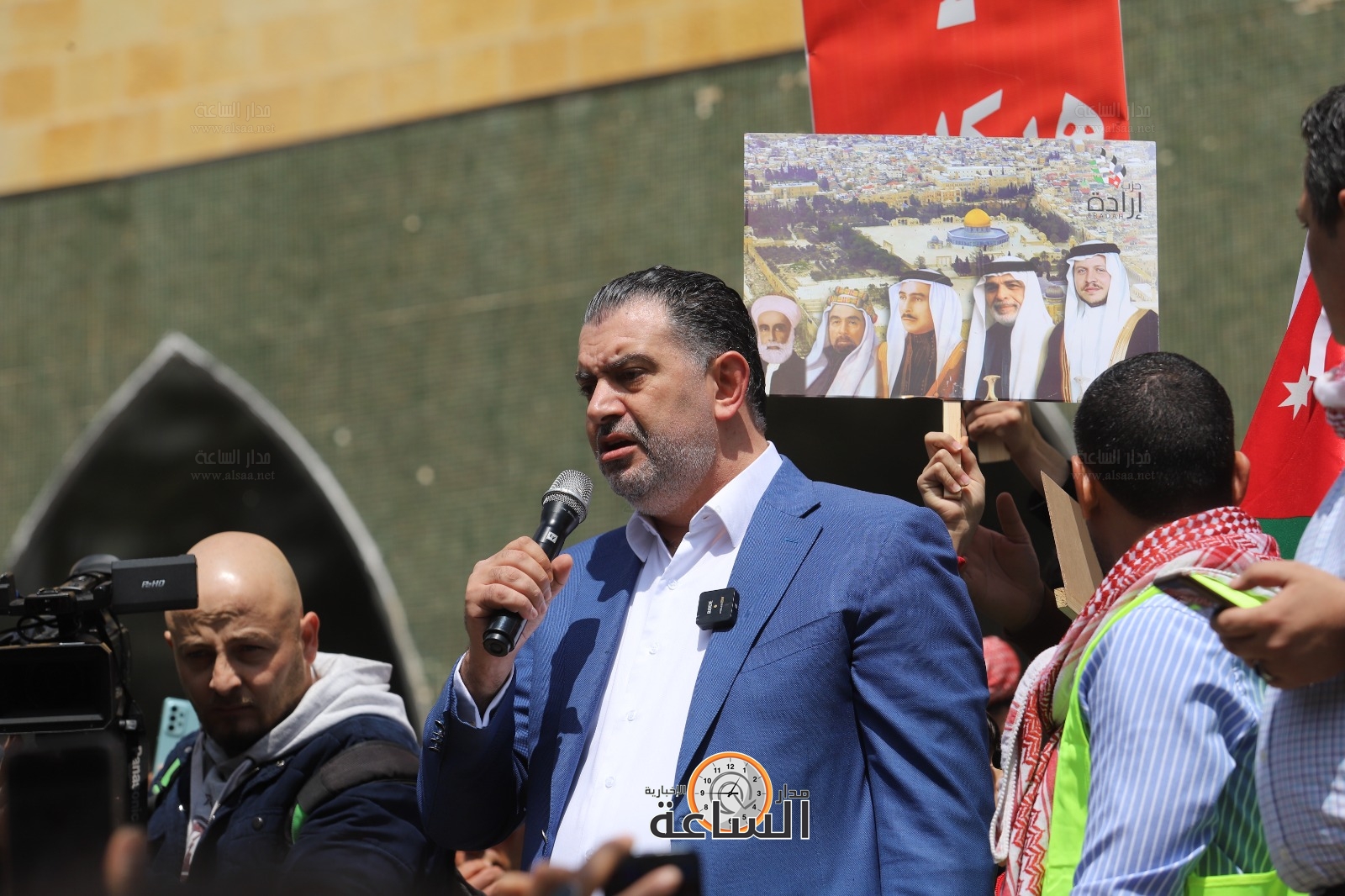 Madar Al-Saa Images 0.5357077388975511