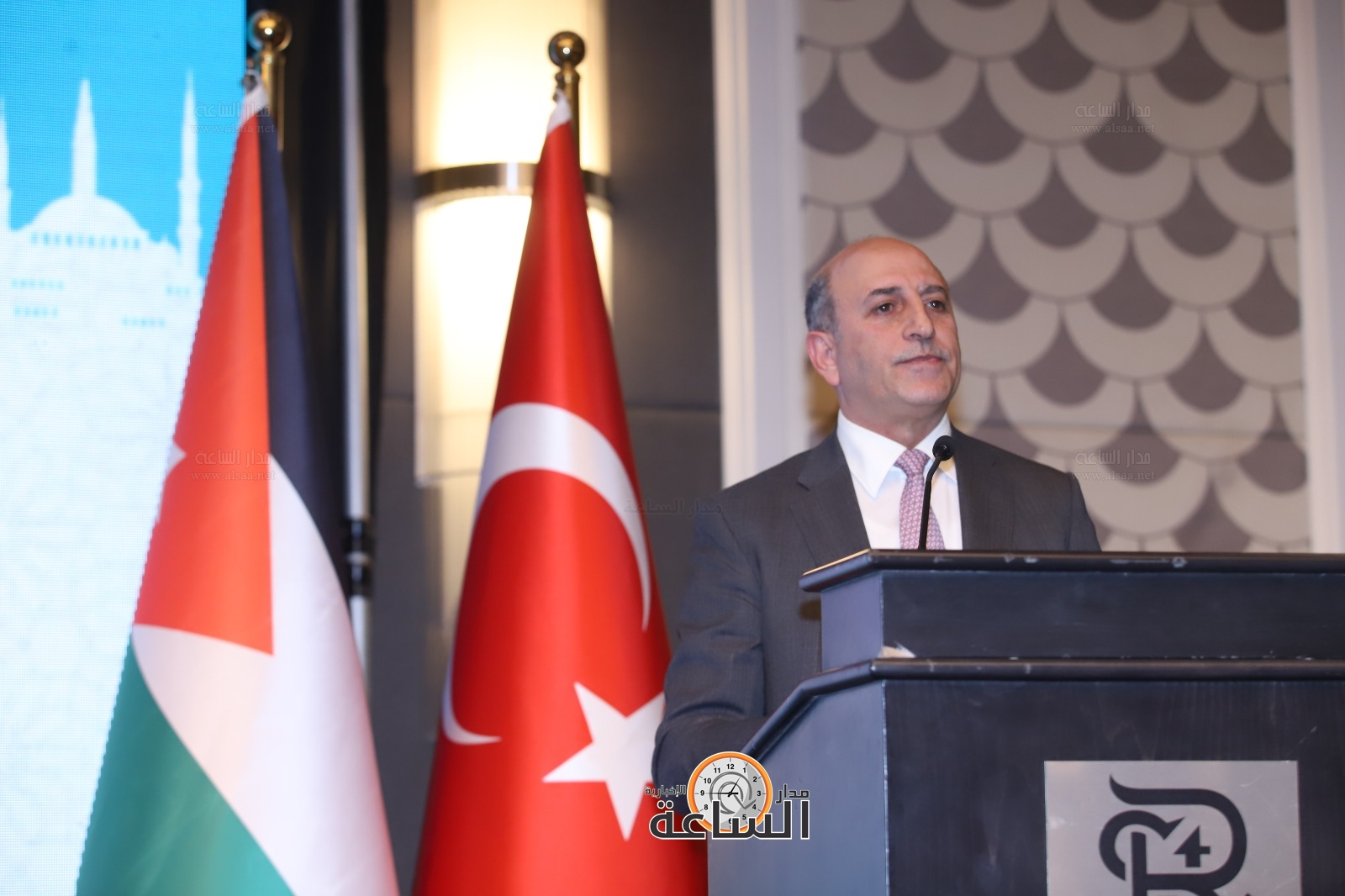 Madar Al-Saa Images 0.5097328016305939