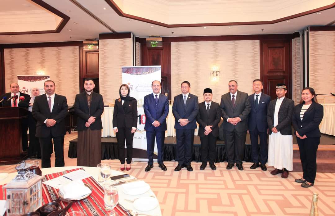 Madar Al-Saa Images 0.016411096059478325