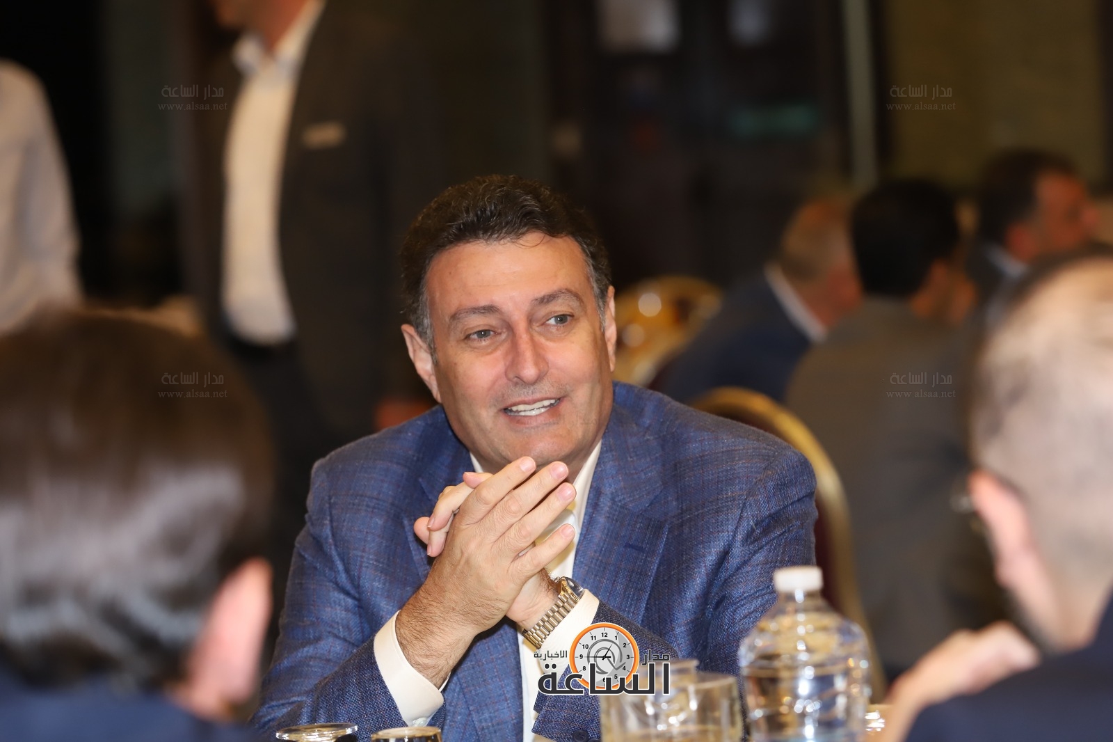 Madar Al-Saa Images 0.44703694688928586