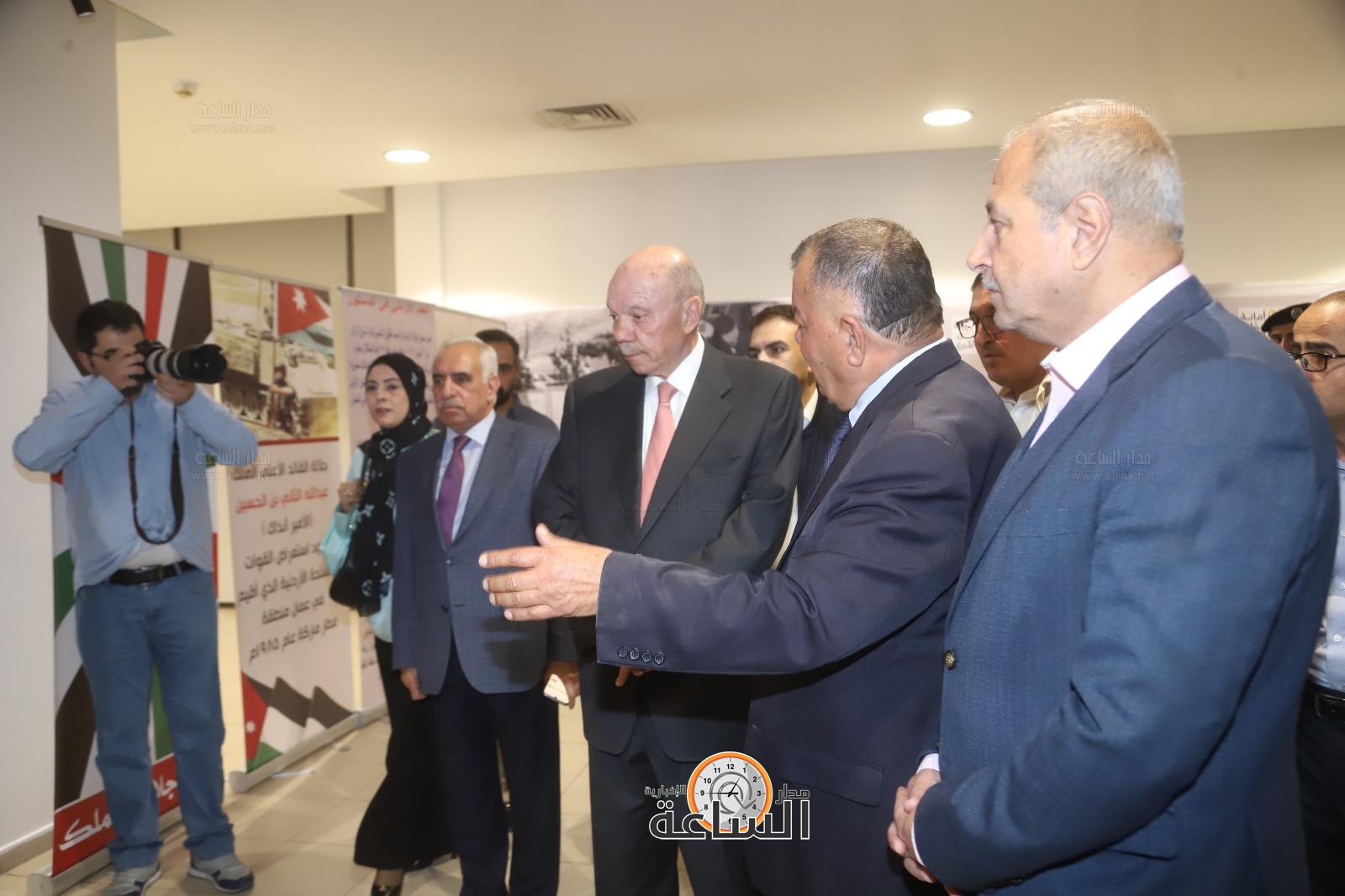 Madar Al-Saa Images 0.758660080434095