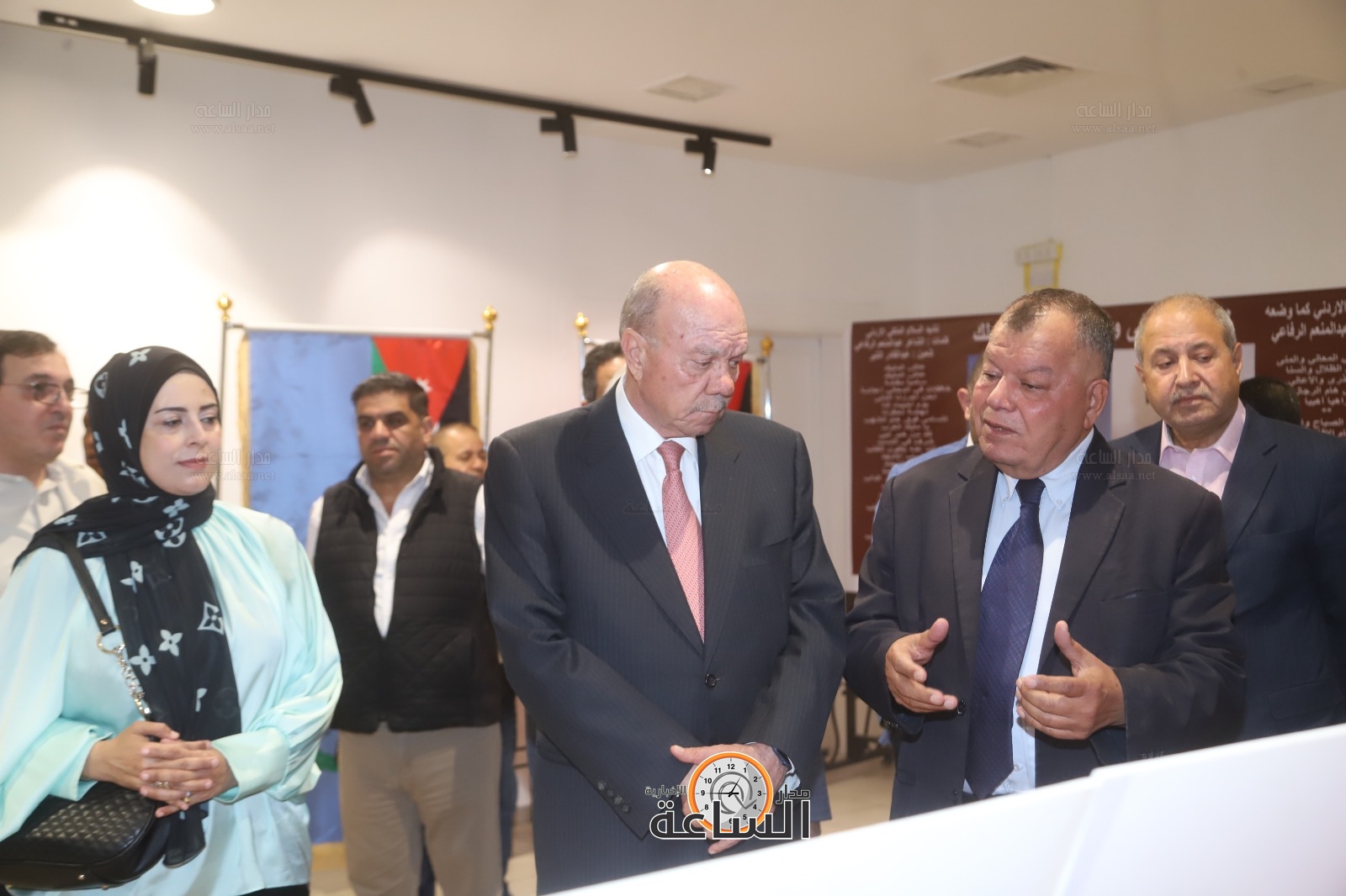 Madar Al-Saa Images 0.6771199993163444