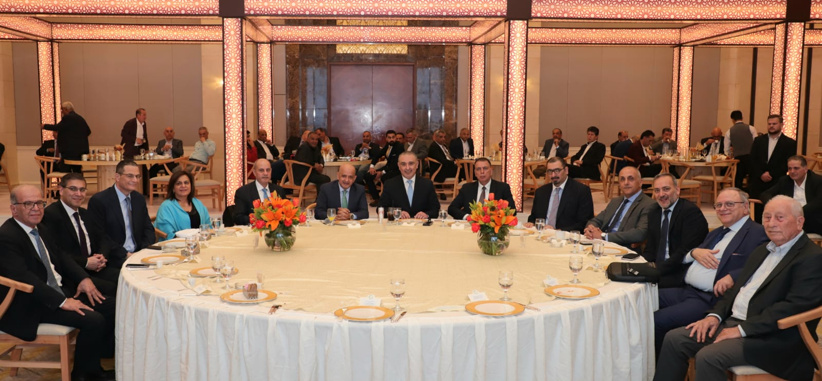 Madar Al-Saa Images 0.881505048916368