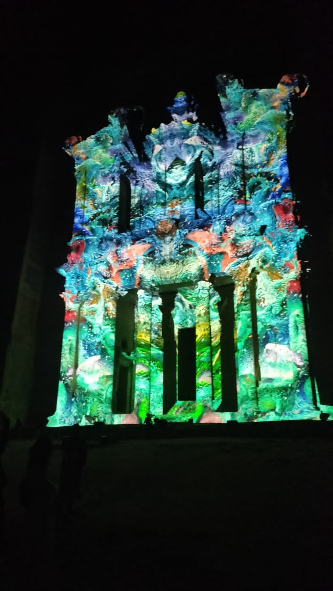 Madar Al-Saa Images 0.8002833186441464