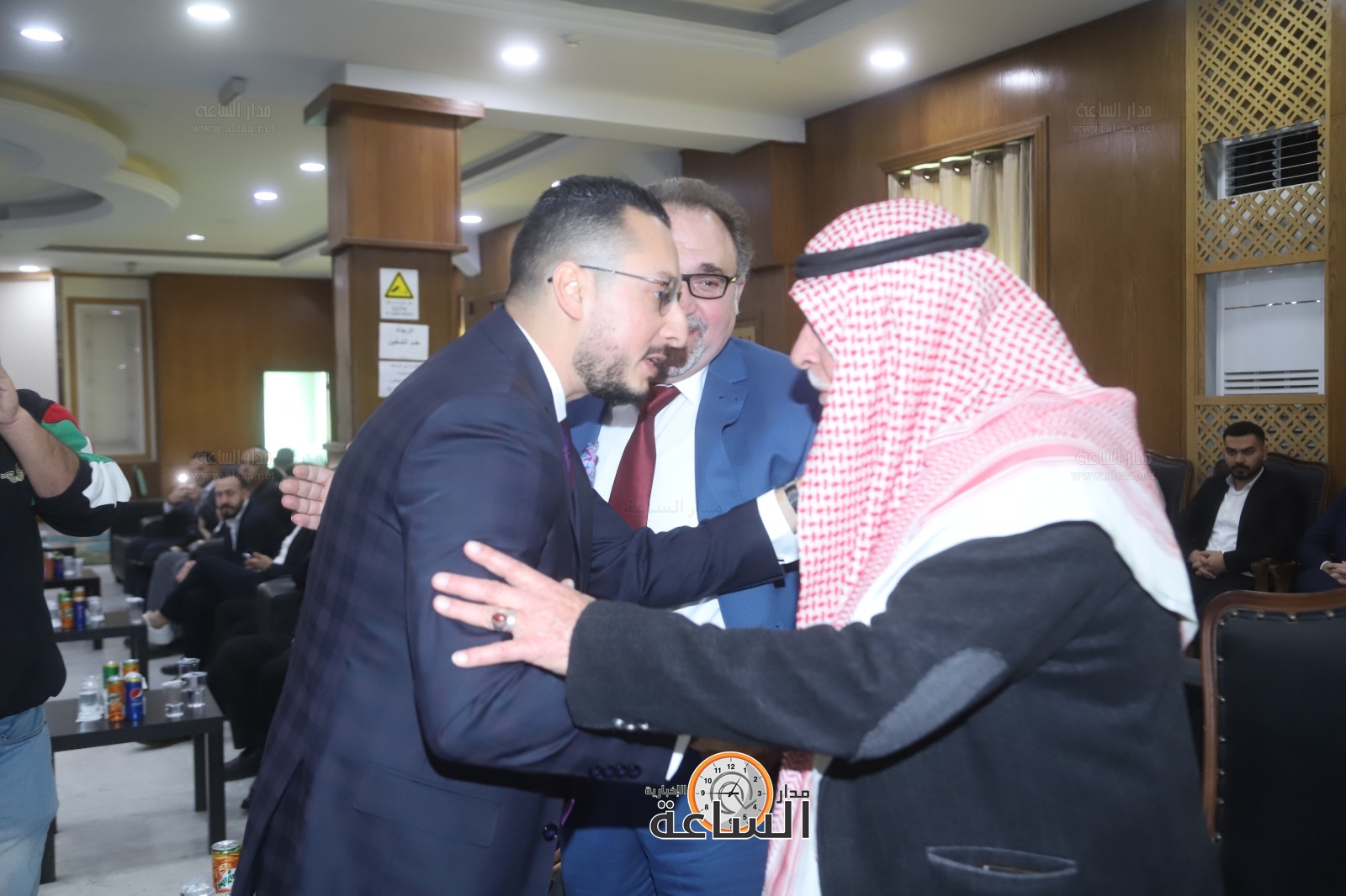 Madar Al-Saa Images 0.4629666104944272