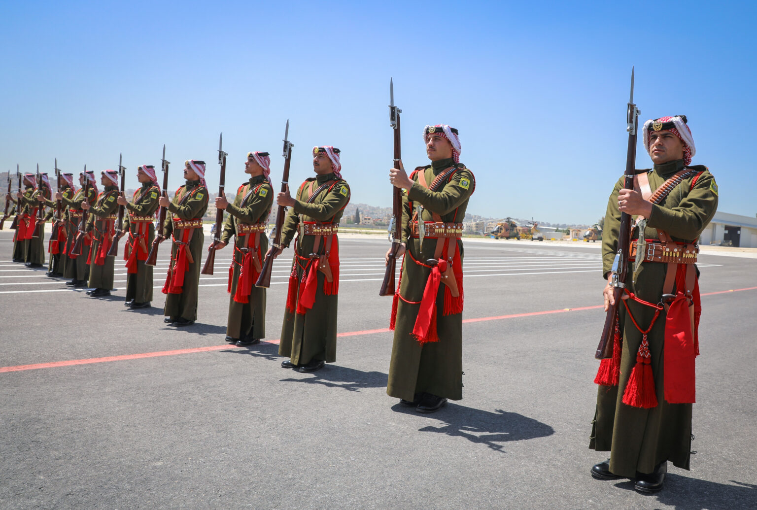 Madar Al-Saa Images 0.8605481697292472