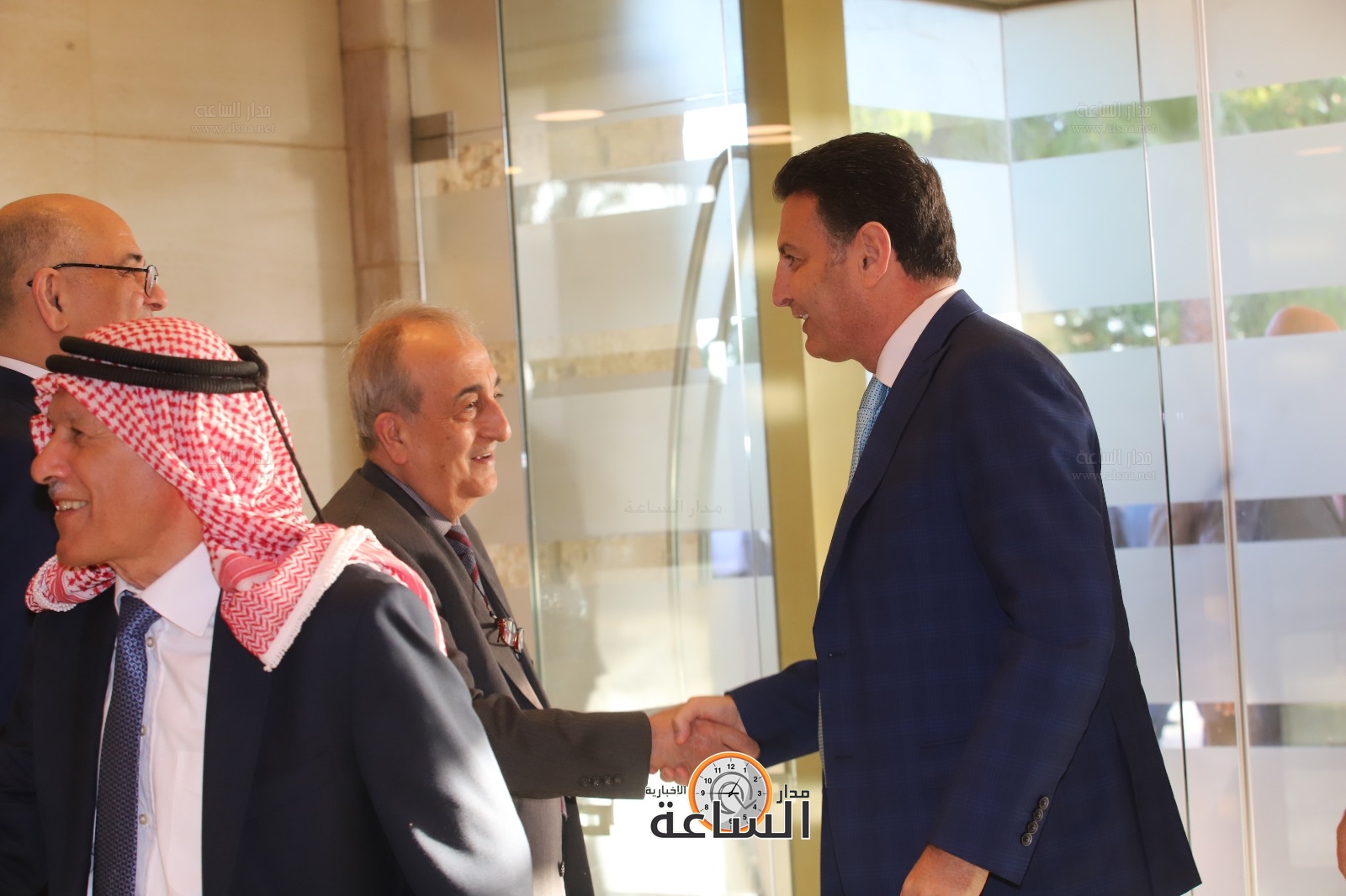 Madar Al-Saa Images 0.5392623130955578