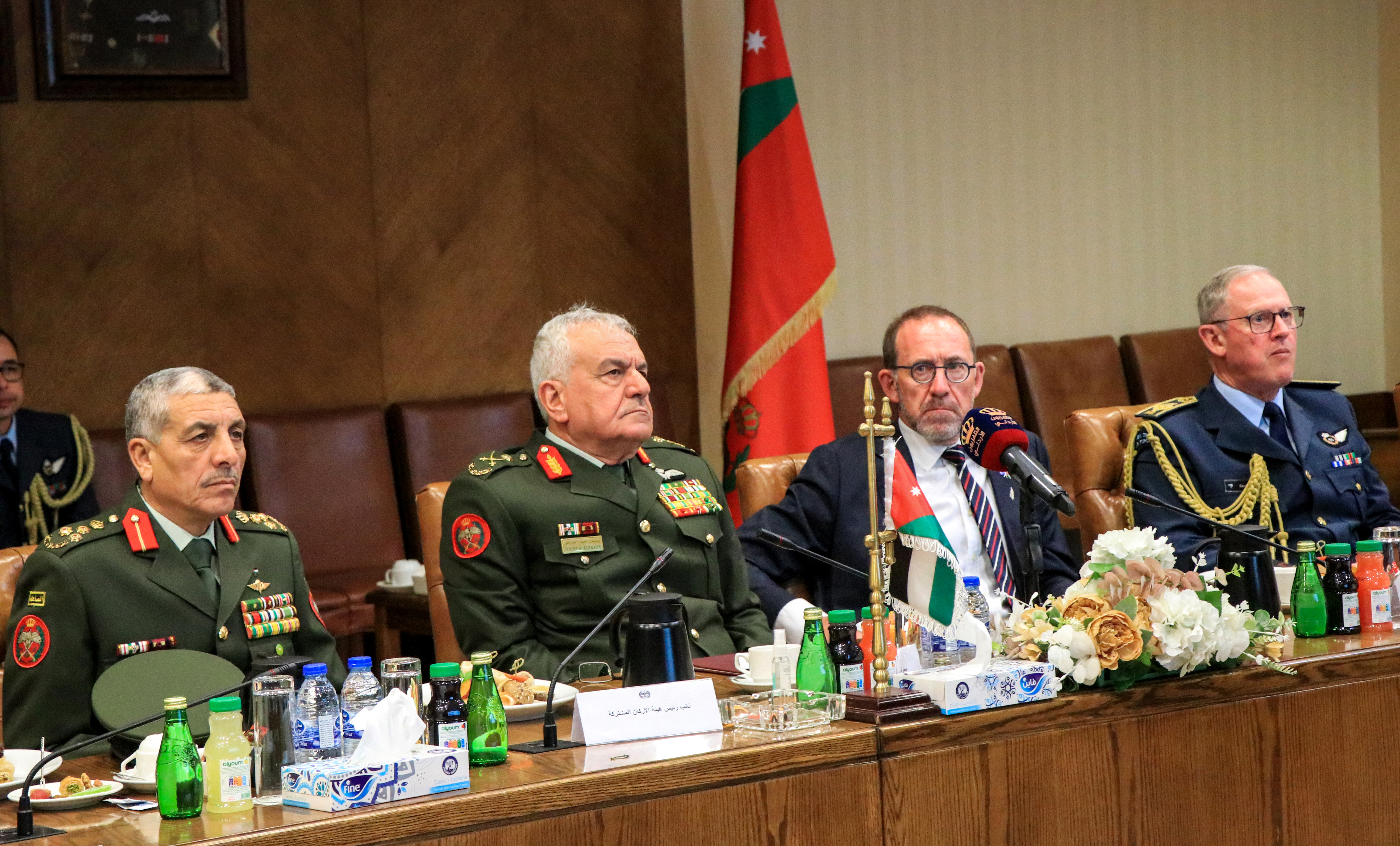 Madar Al-Saa Images 0.9938366546120436