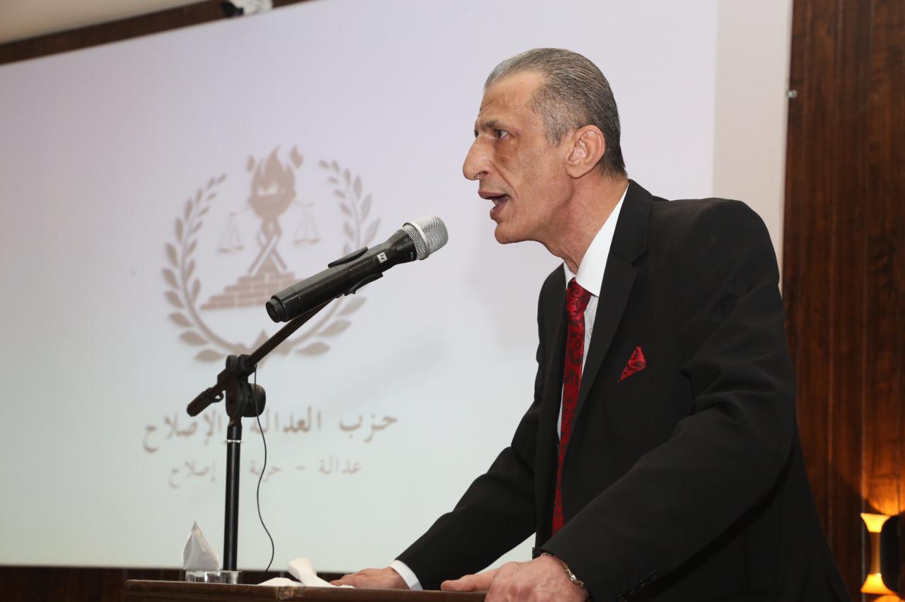 Madar Al-Saa Images 0.49957846315076937