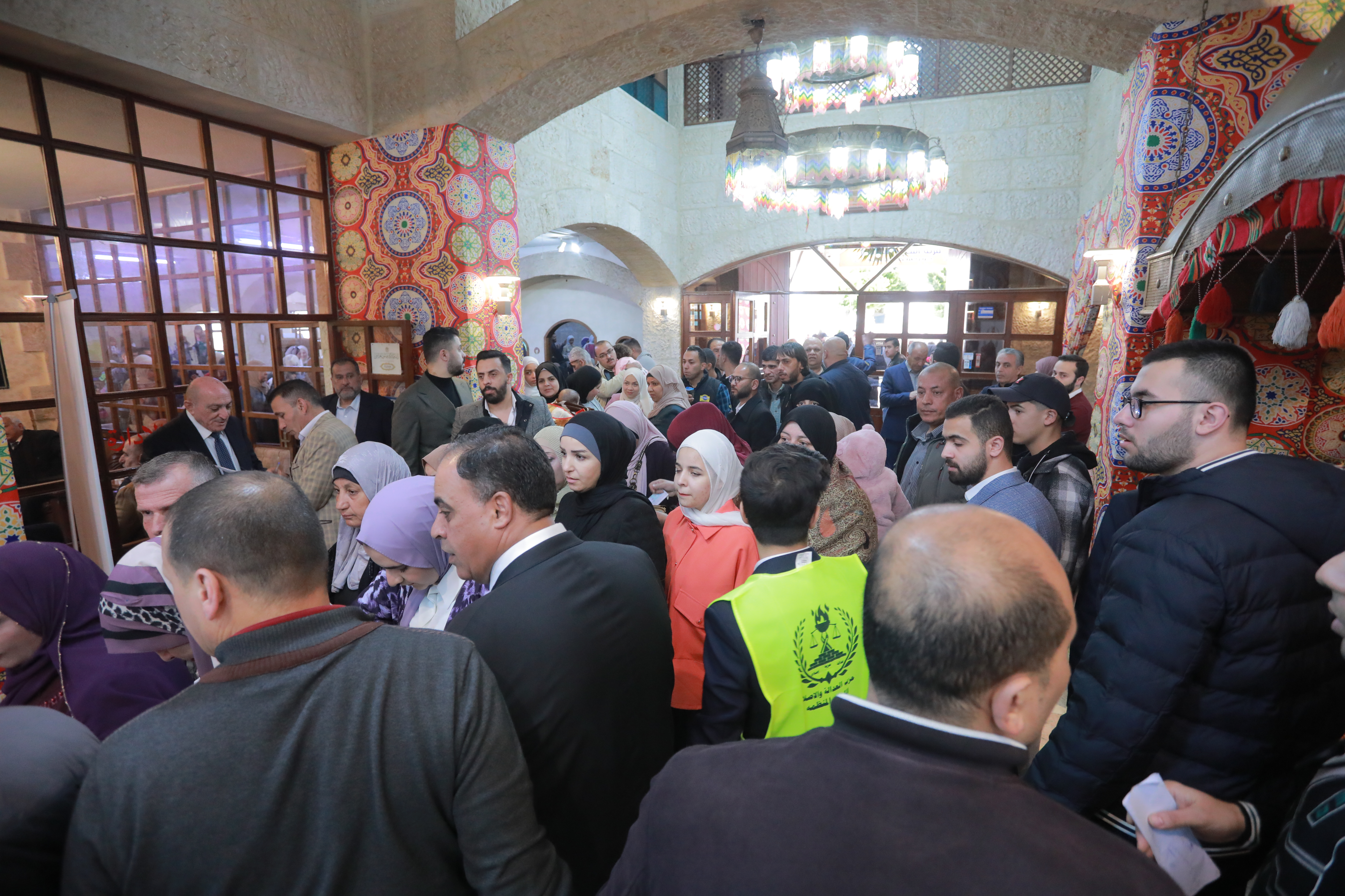 Madar Al-Saa Images 0.3245816590039057