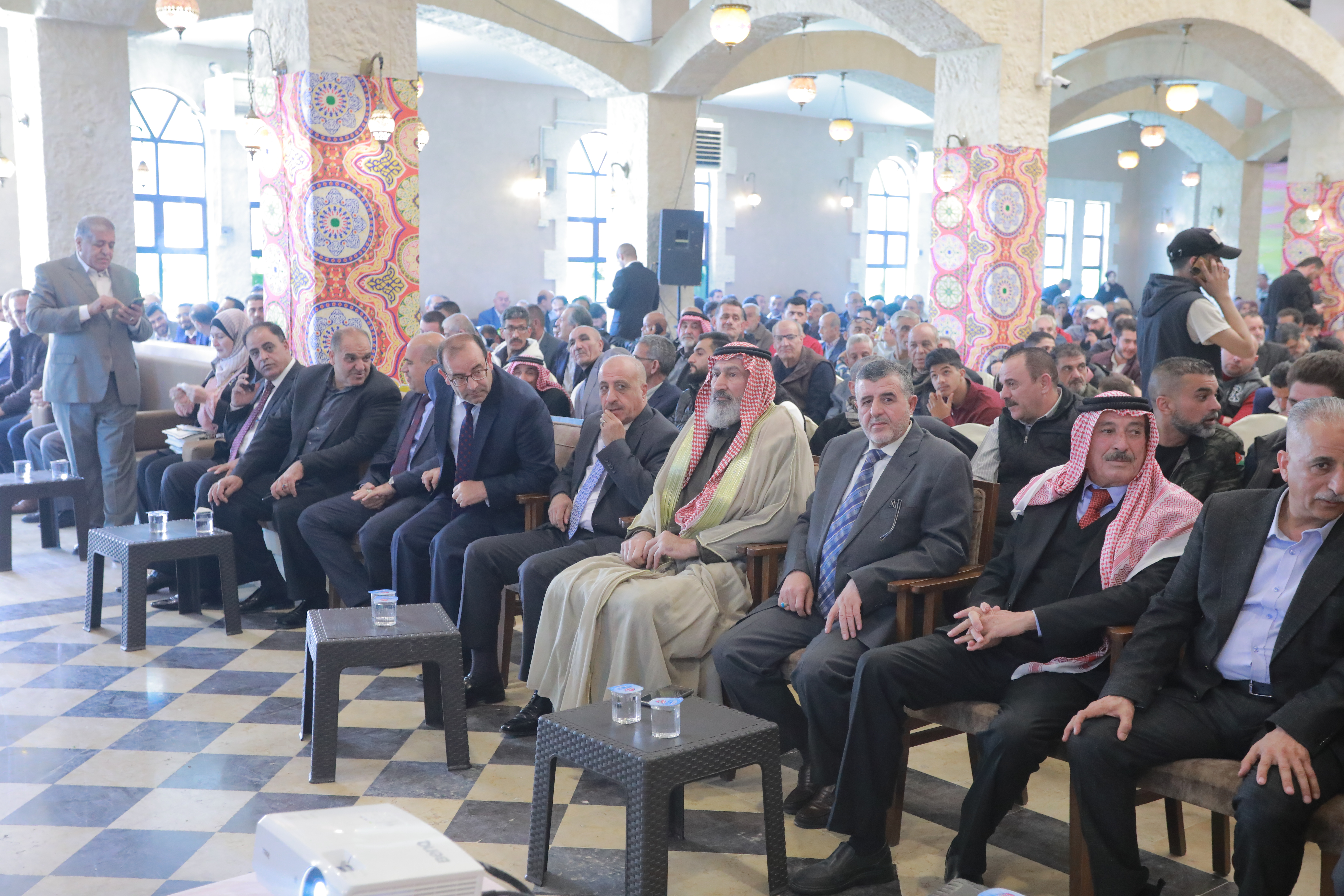 Madar Al-Saa Images 0.3825910952048044