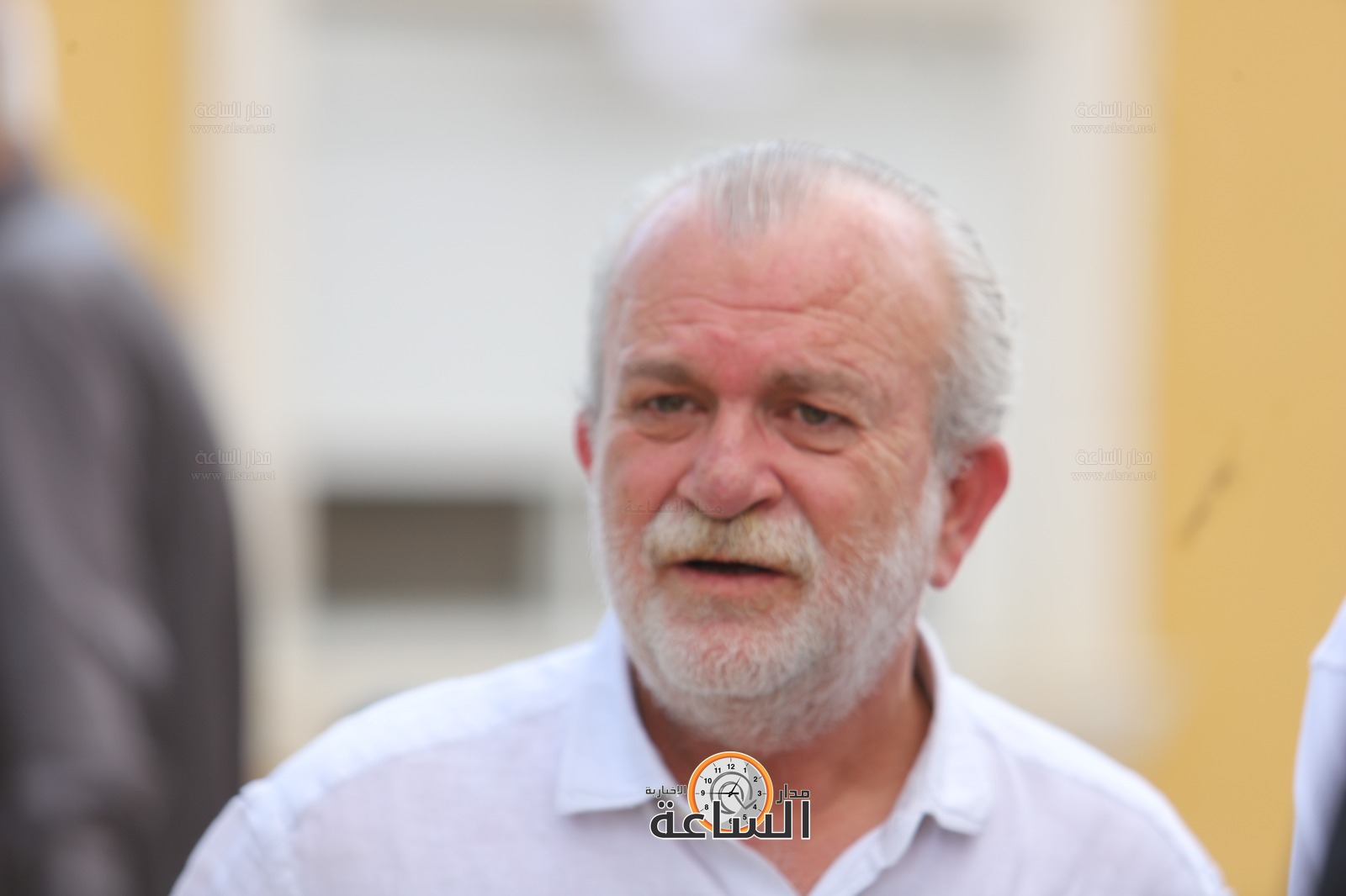 Madar Al-Saa Images 0.5548112250591837