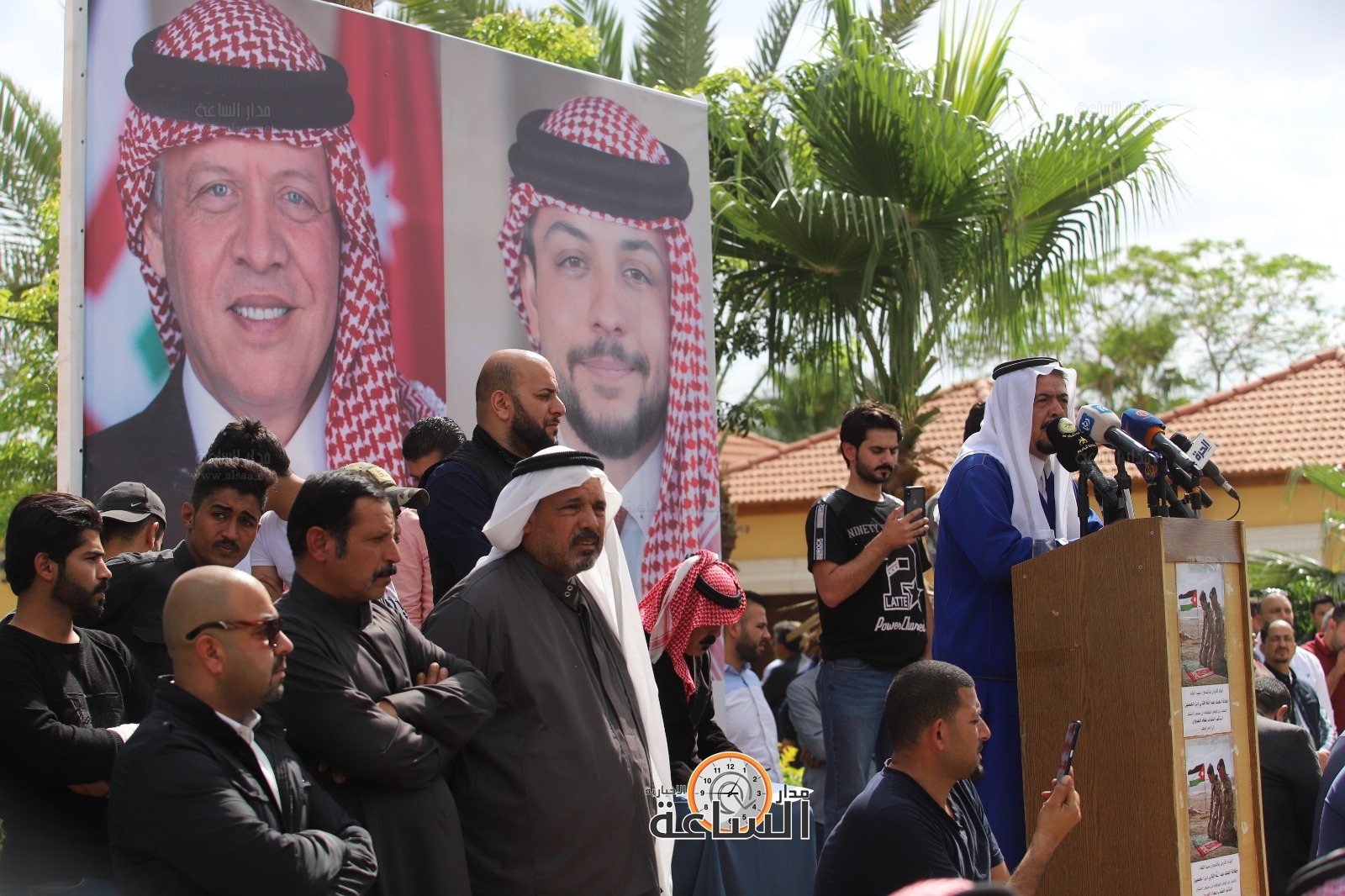 Madar Al-Saa Images 0.010025576443523754