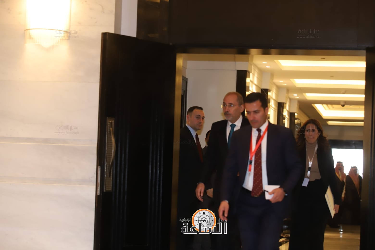 Madar Al-Saa Images 0.6002691429820164