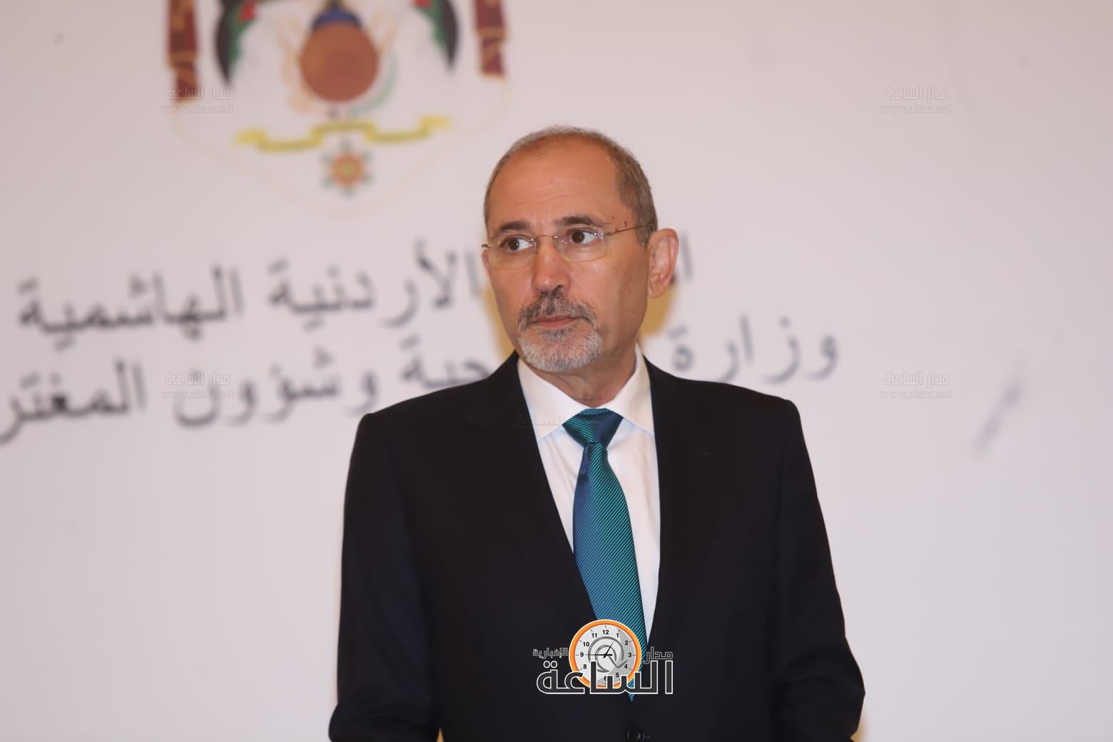 Madar Al-Saa Images 0.869037802312733