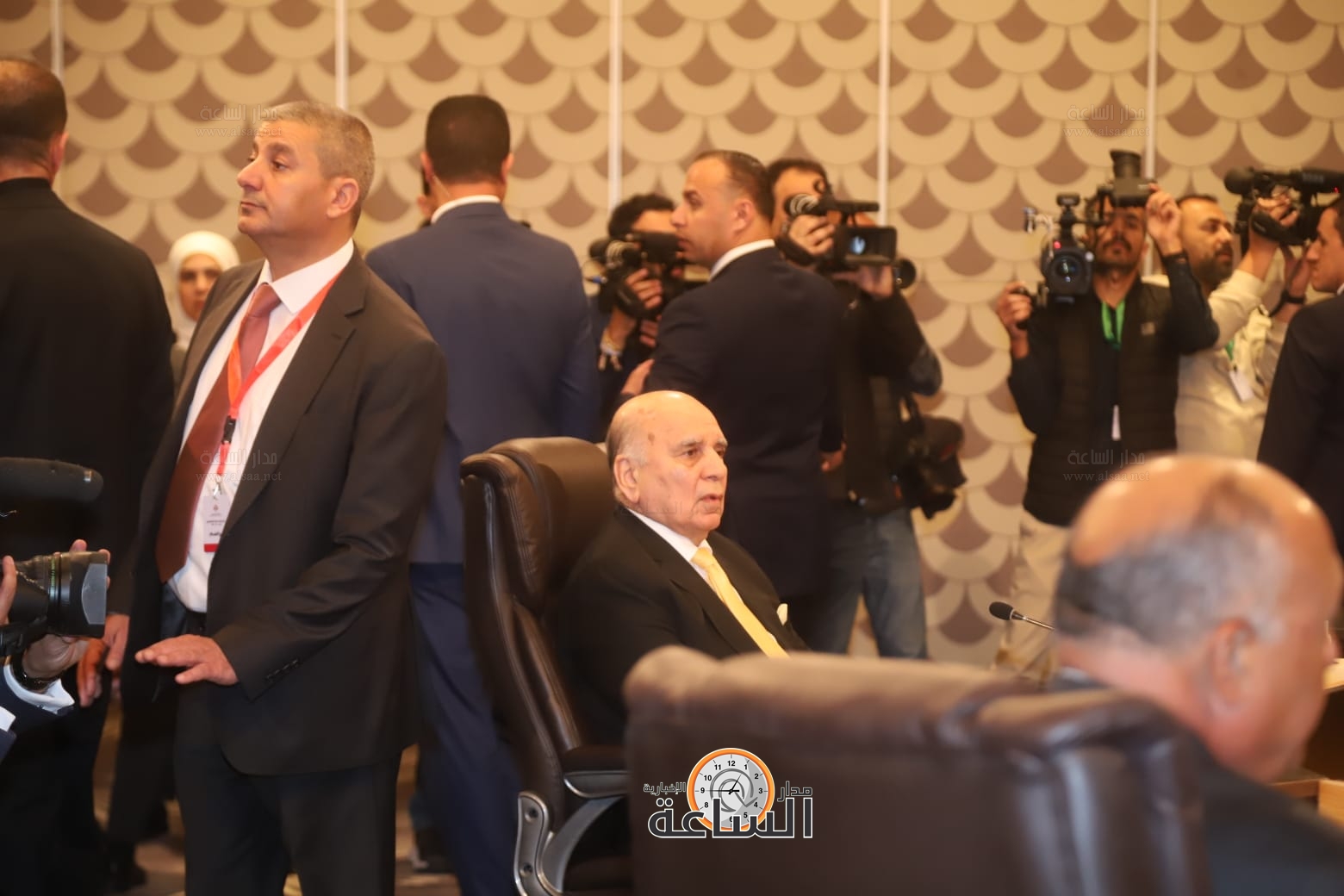 Madar Al-Saa Images 0.21284856487179948